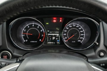 https://dvg-vehicle-assets.s3.amazonaws.com/U19693/48q7zwj02eqjt8ruv4bsvz7sr.jpg
