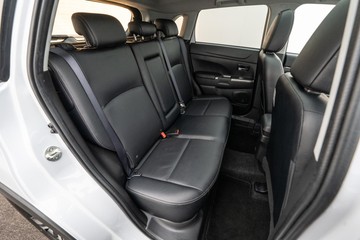https://dvg-vehicle-assets.s3.amazonaws.com/U19693/aeo1jpsazb9crufqvgrrpcp14.jpg