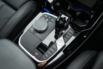 https://dvg-vehicle-assets.s3.amazonaws.com/U19695/5uo2s1dpdn729pf3d20y4flsa.jpg