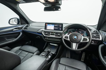 https://dvg-vehicle-assets.s3.amazonaws.com/U19695/776w3mi9fy5nu7gf6t3gea748.jpg