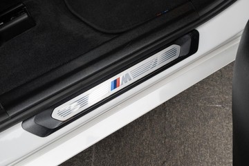 https://dvg-vehicle-assets.s3.amazonaws.com/U19695/7rtv36m10f07nnpfv28q8pcbm.jpg