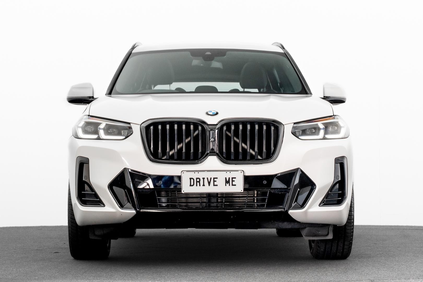 BMW X3 image 2