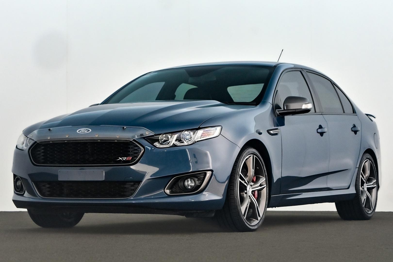 Ford Falcon image 1