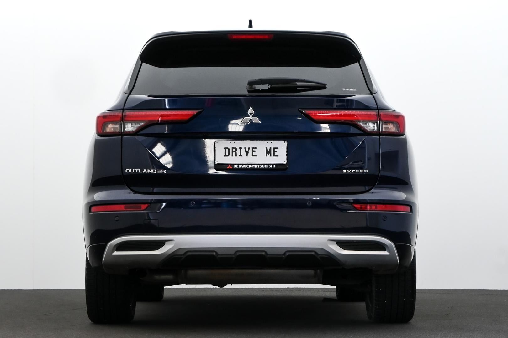 Mitsubishi Outlander image 3