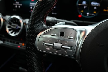 https://dvg-vehicle-assets.s3.amazonaws.com/U19706/3fxnckcsf230sl7cwvvkj7q0o.jpg
