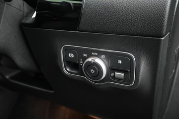 https://dvg-vehicle-assets.s3.amazonaws.com/U19706/54zwwl1f2l9xyn8i9virum855.jpg