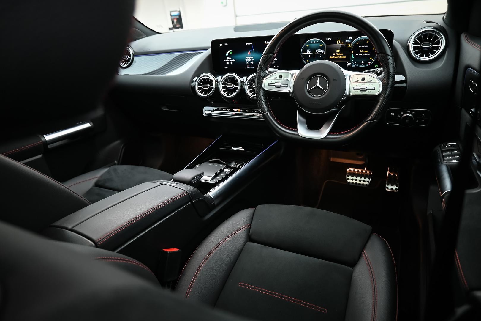 Mercedes Benz Gla-class image 4