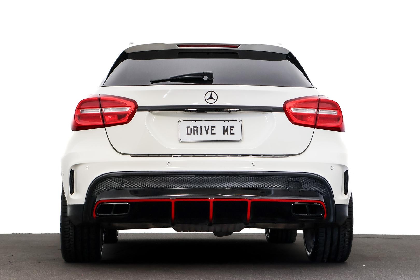 Mercedes Benz Gla-class image 3