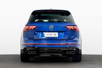 https://dvg-vehicle-assets.s3.amazonaws.com/U19709/8a16p5obmovs4f3do7c1sa4ws.jpg