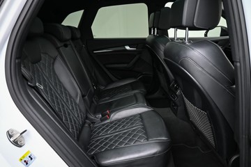 https://dvg-vehicle-assets.s3.amazonaws.com/U19718/d2mguxy67zj7mkrpzb5b2g7c1.jpg