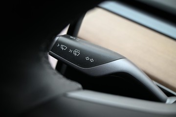 https://dvg-vehicle-assets.s3.amazonaws.com/U19724/2g7t4pny77yjlyejganug5m7h.jpg