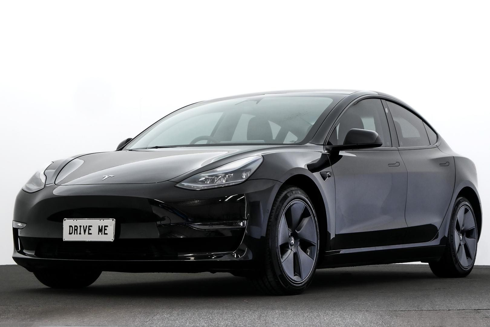 Tesla Model 3 image 1