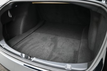 https://dvg-vehicle-assets.s3.amazonaws.com/U19724/clque8wt01jt6ox8plgb7c8k4.jpg