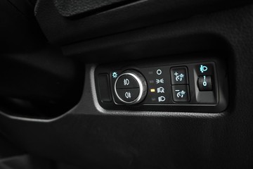 https://dvg-vehicle-assets.s3.amazonaws.com/U19725/4dg2uqhhuvkfuk1hub0eqf7ch.jpg
