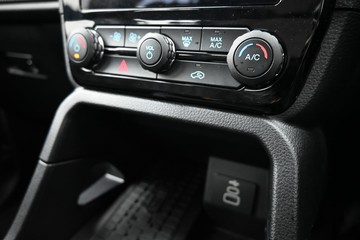 https://dvg-vehicle-assets.s3.amazonaws.com/U19725/4not46hmq8vylnbmvyyb68dd3.jpg