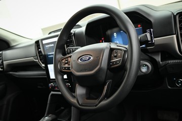 https://dvg-vehicle-assets.s3.amazonaws.com/U19725/7nnhru8ss4vqon86y6z8ban65.jpg