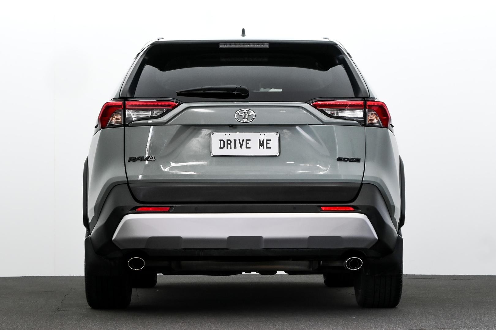 Toyota Rav4 image 3