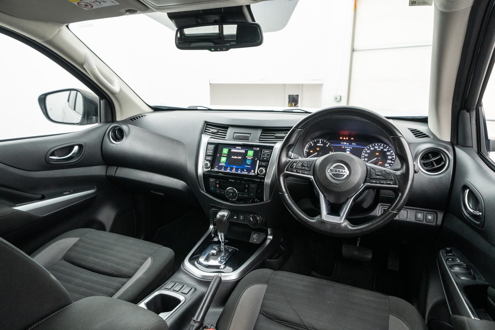 Nissan Navara image 4