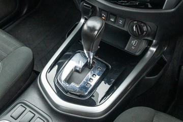 https://dvg-vehicle-assets.s3.amazonaws.com/U19731/7yowsihlm3mqxhn27xnbdga6g.jpg