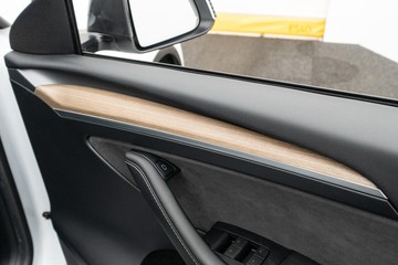 https://dvg-vehicle-assets.s3.amazonaws.com/U19738/490lqodz0x2x6gnswu3fzc2qr.jpg