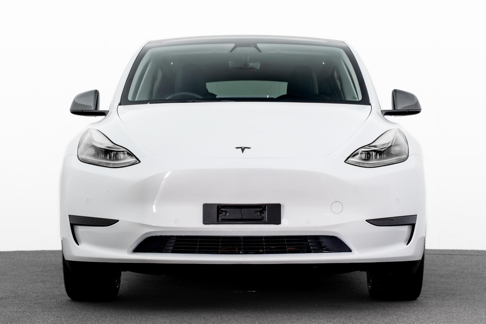 Tesla Model Y image 2