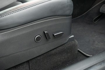 https://dvg-vehicle-assets.s3.amazonaws.com/U19738/kg36hmsxhzbc4489v10bhpbq.jpg