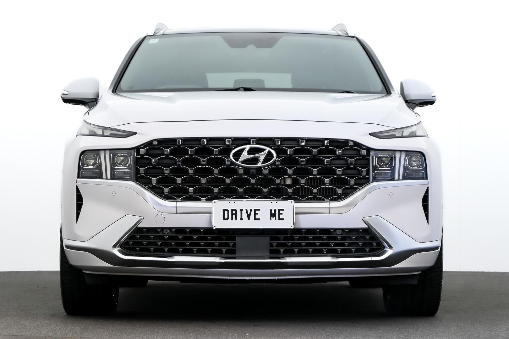 Hyundai Santa Fe image 2