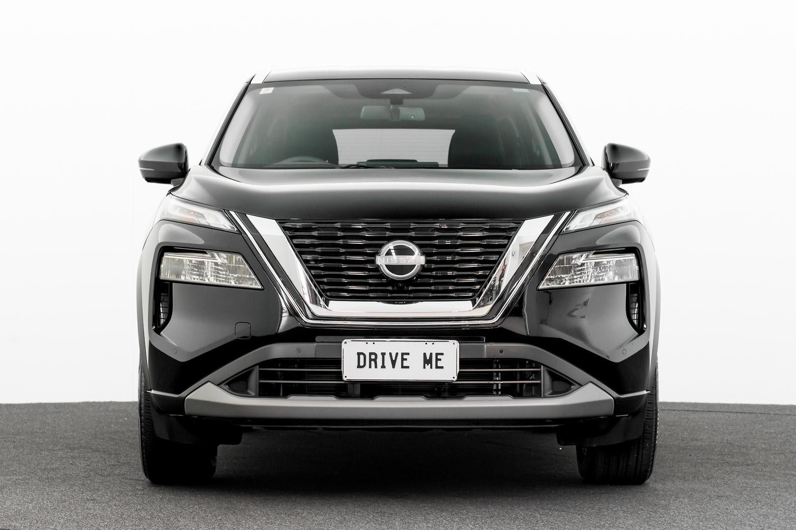 Nissan X-trail image 2