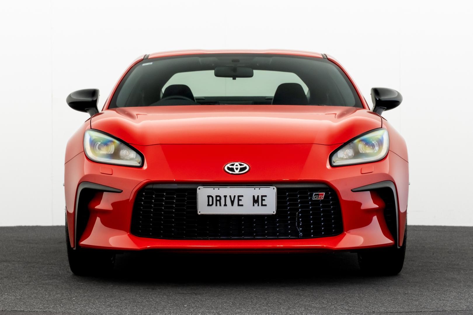 Toyota Gr86 image 2