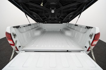 https://dvg-vehicle-assets.s3.amazonaws.com/U19782/4k3489z76iuq8oy4gneptn7f7.jpg