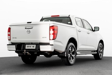 https://dvg-vehicle-assets.s3.amazonaws.com/U19782/8uizrbxhgxmnqeovi7sikufxy.jpg
