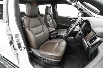 https://dvg-vehicle-assets.s3.amazonaws.com/U19782/9n6hzyio1usgrv612x2hvt1st.jpg