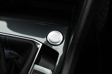 https://dvg-vehicle-assets.s3.amazonaws.com/U19792/8oamwdzsaz03b6i8c3a8wuhhq.jpg