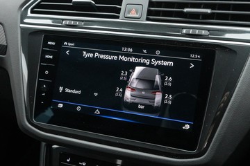 https://dvg-vehicle-assets.s3.amazonaws.com/U19792/d17k75i70hpgn01jroxlatdw2.jpg