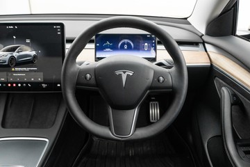 https://dvg-vehicle-assets.s3.amazonaws.com/U19828/1ziz6r2nudcq38zzkniy8jsdj.jpg