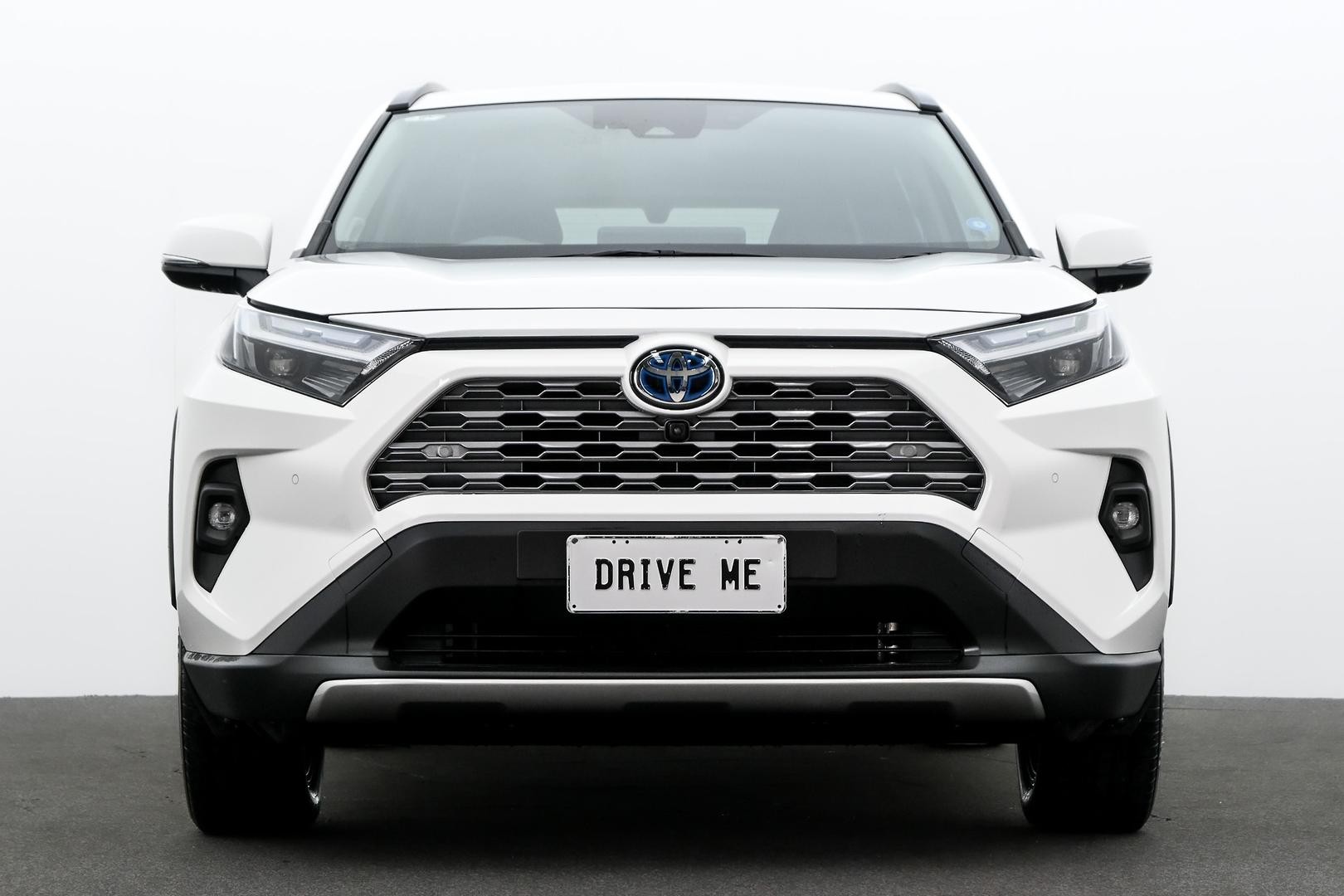 Toyota Rav4 image 2
