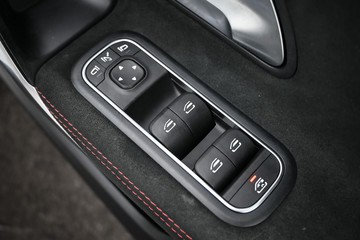 https://dvg-vehicle-assets.s3.amazonaws.com/U19831/l18aiwuh4s26ulkwpef4hk11.jpg