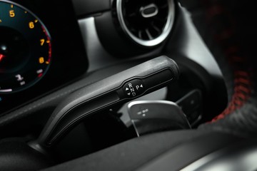 https://dvg-vehicle-assets.s3.amazonaws.com/U19831/qq4elswecz6036efbfmtr51e.jpg
