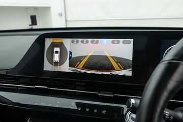 https://dvg-vehicle-assets.s3.amazonaws.com/U19840/20o3q878h3sshzu7rz4lytey9.jpg