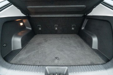 https://dvg-vehicle-assets.s3.amazonaws.com/U19840/8txzc1den3c8e9m8obk3e44on.jpg