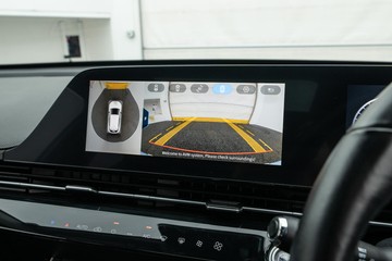 https://dvg-vehicle-assets.s3.amazonaws.com/U19840/vpvr47k9g64ntz21mgcgcuc7.jpg