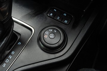https://dvg-vehicle-assets.s3.amazonaws.com/U19844/7s37sv3jpb9v1nyaf5sehf84s.jpg