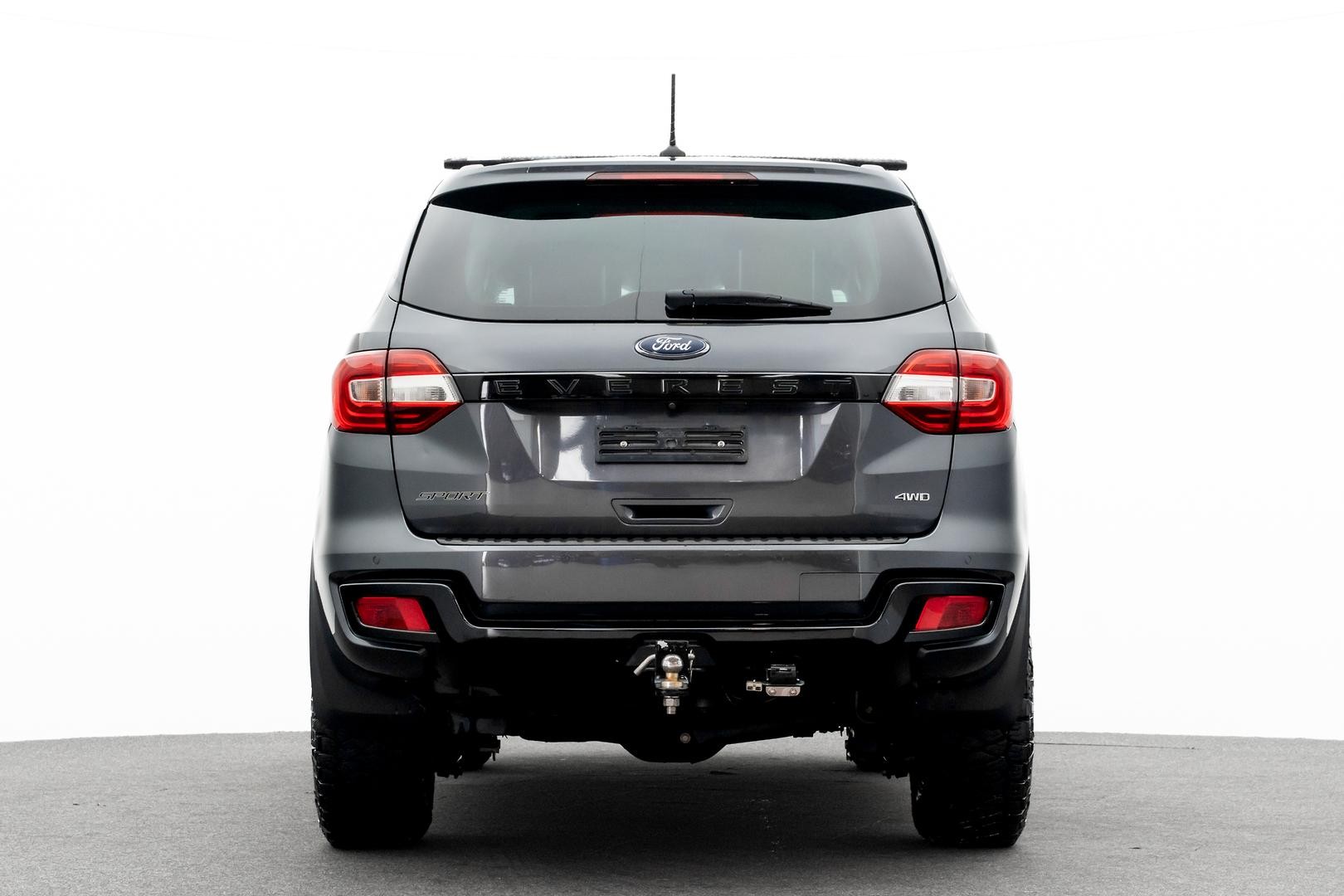Ford Everest image 3