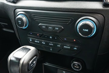 https://dvg-vehicle-assets.s3.amazonaws.com/U19844/crbbah29qwokeulo0kto4yuoi.jpg