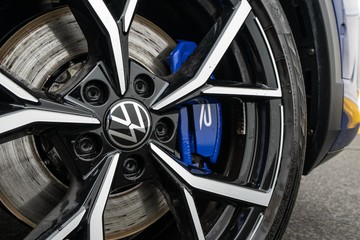 https://dvg-vehicle-assets.s3.amazonaws.com/U19853/43wk0v94puppsw6i0e8tk2lkb.jpg