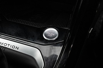 https://dvg-vehicle-assets.s3.amazonaws.com/U19853/6xr7tvuuj9o7geynzraqpwjmh.jpg