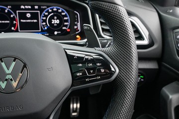 https://dvg-vehicle-assets.s3.amazonaws.com/U19853/bmuy11g3uxwdhps45v1aowjm4.jpg