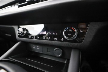 https://dvg-vehicle-assets.s3.amazonaws.com/U19858/dbm4983u0k5re9x7p03q0sdwc.jpg