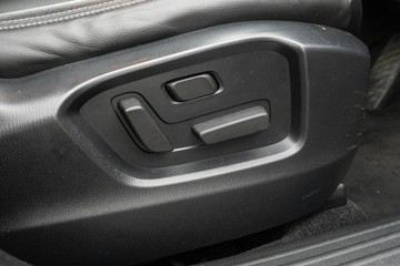 https://dvg-vehicle-assets.s3.amazonaws.com/U19863/8uzs2ux4ybkawqr9lb4lvos5.jpg
