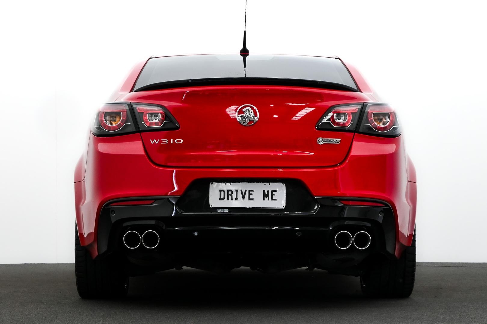 Holden Commodore image 3